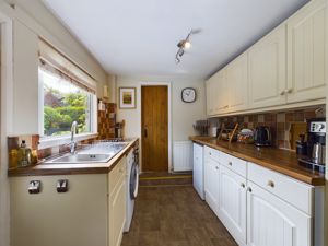 Kitchen- click for photo gallery